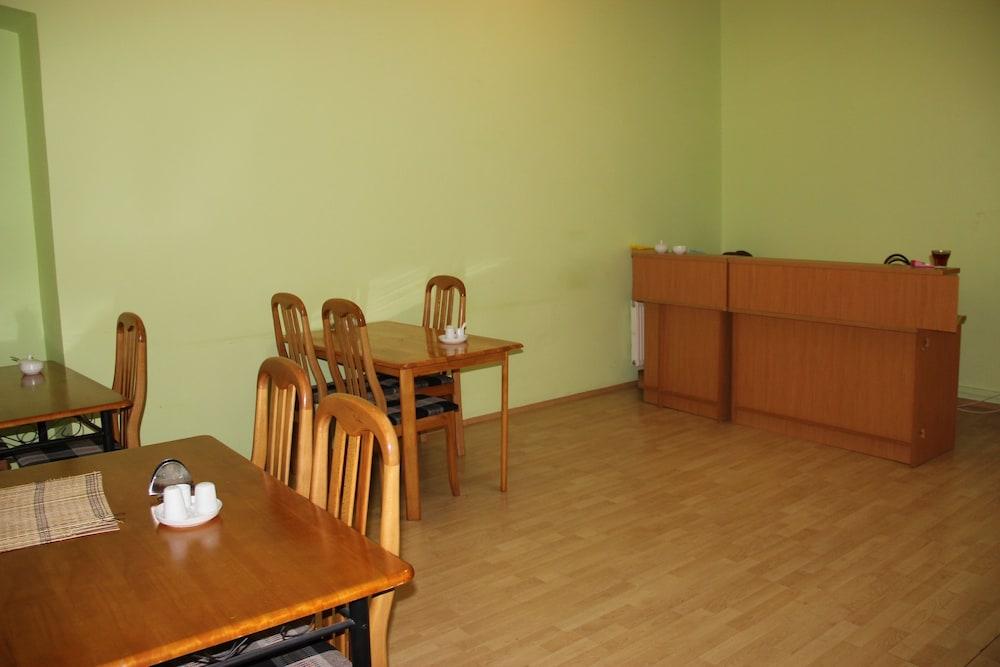 Balion Hotel Baku Ngoại thất bức ảnh